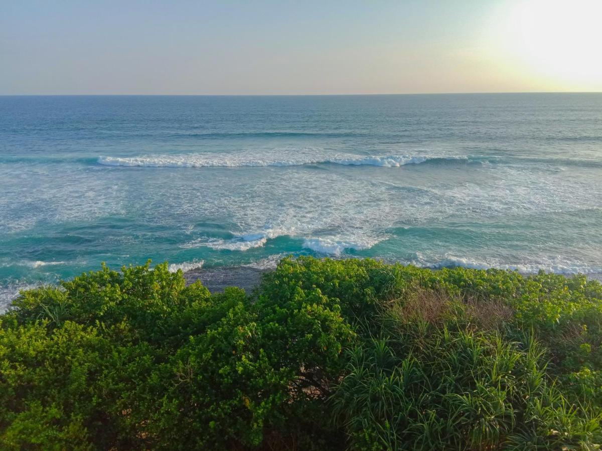 Ara Beach Resort Mirissa Eksteriør bilde