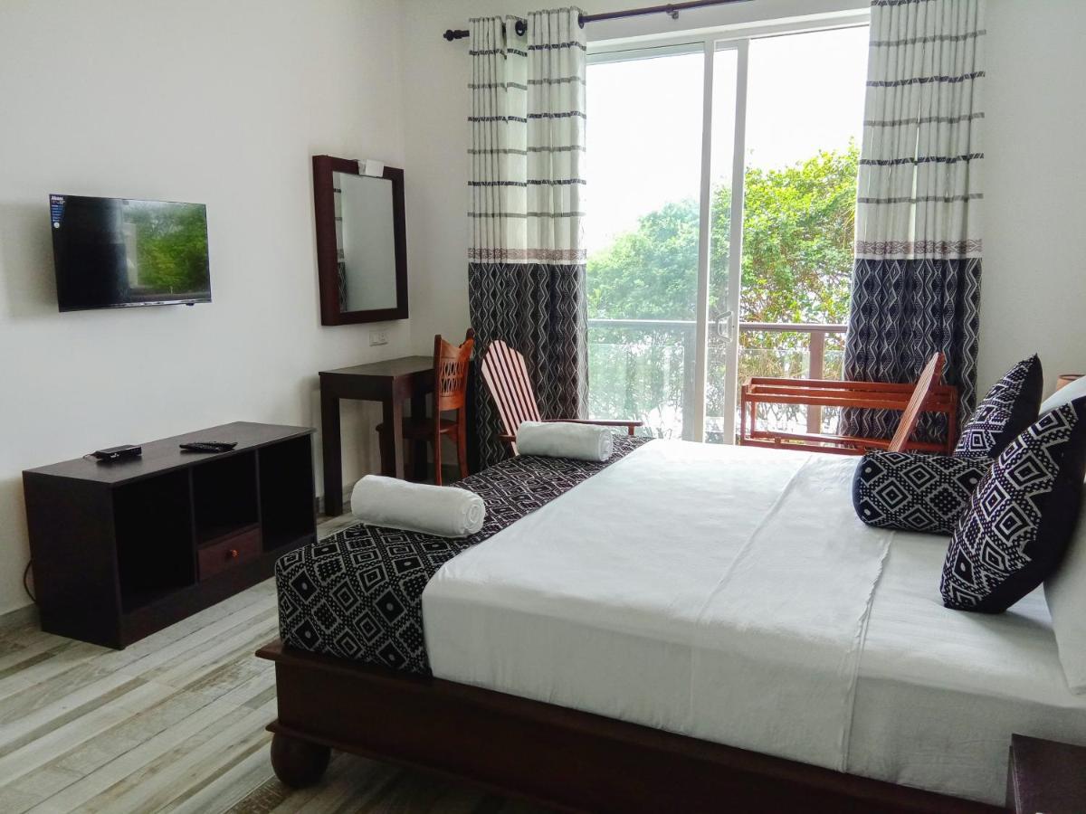 Ara Beach Resort Mirissa Eksteriør bilde